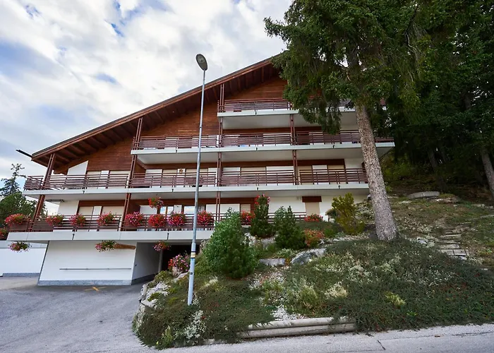Tsaumiau, 3br, Perfect View, Skilift 170m! Daire *